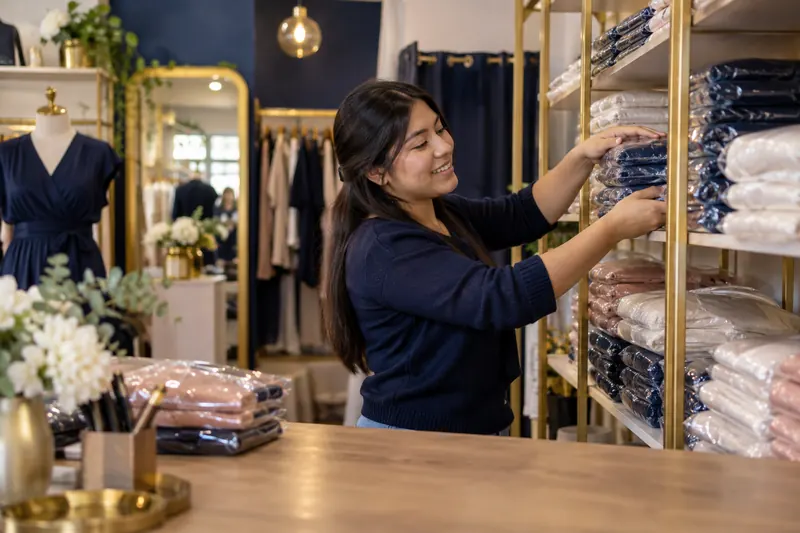 Cómo empezar tu negocio de ropa interior comprando por mayor